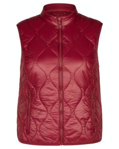Quilted Short Gilet in Burgundy